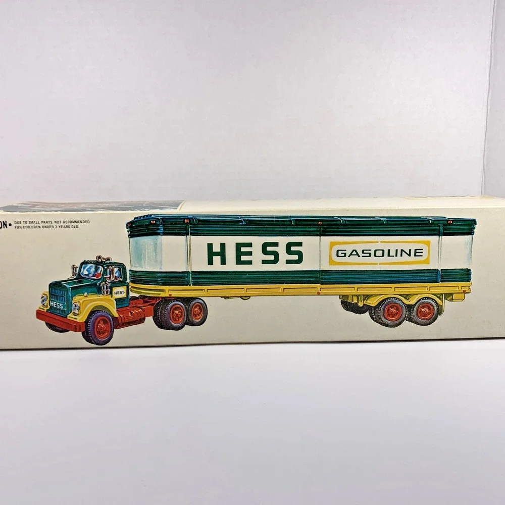 RARE Vintage‎ 1976 HESS Toy Tanker Truck w/ Barrels & Card in Original Box